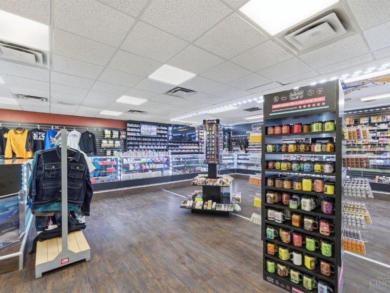 9124 Plainfield Road, Blue Ash, OH 45236 Photo 22