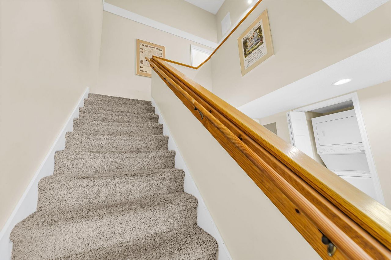 492 Egrets Pointe Photo 15