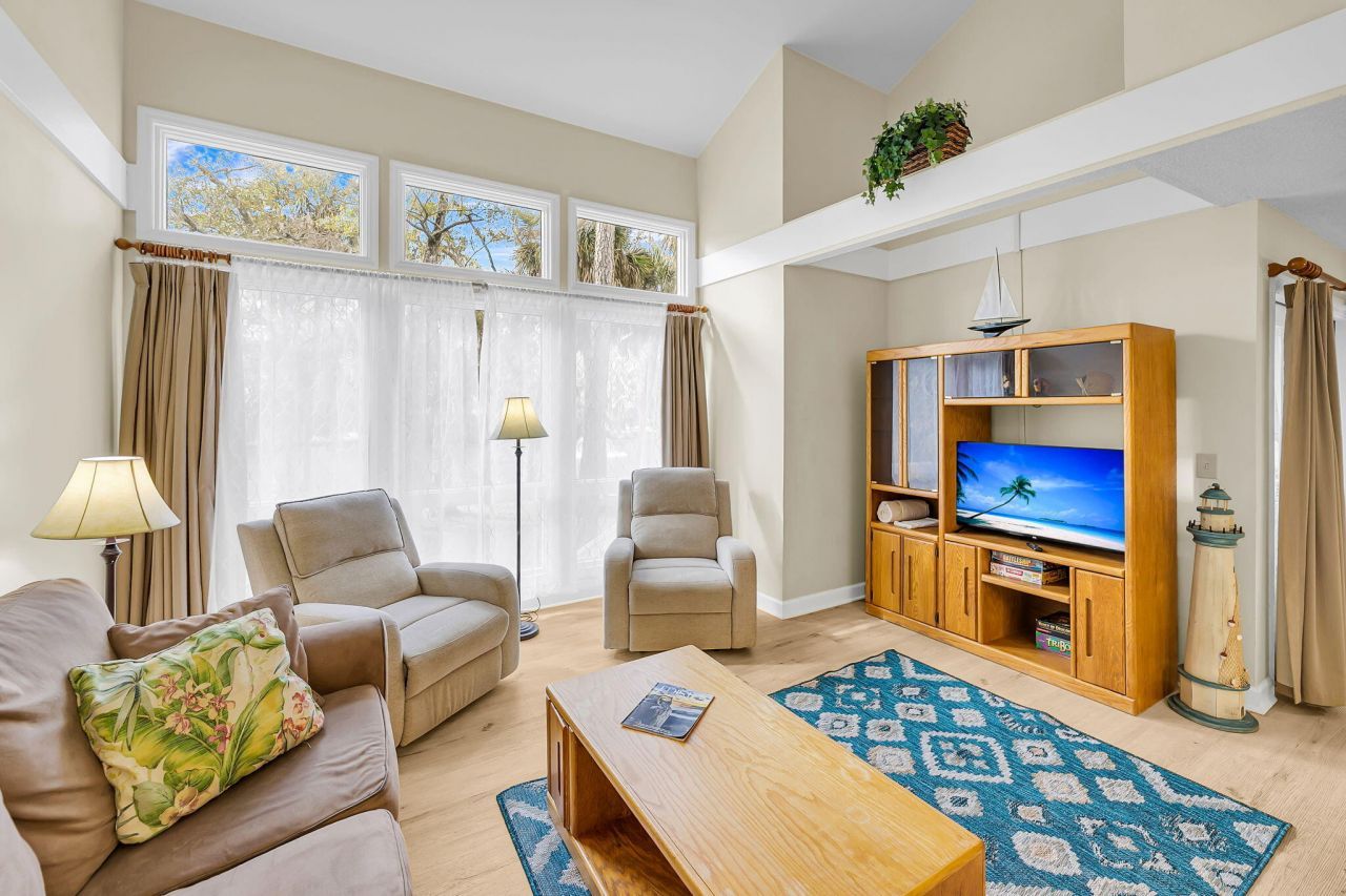 492 Egrets Pointe Photo 6