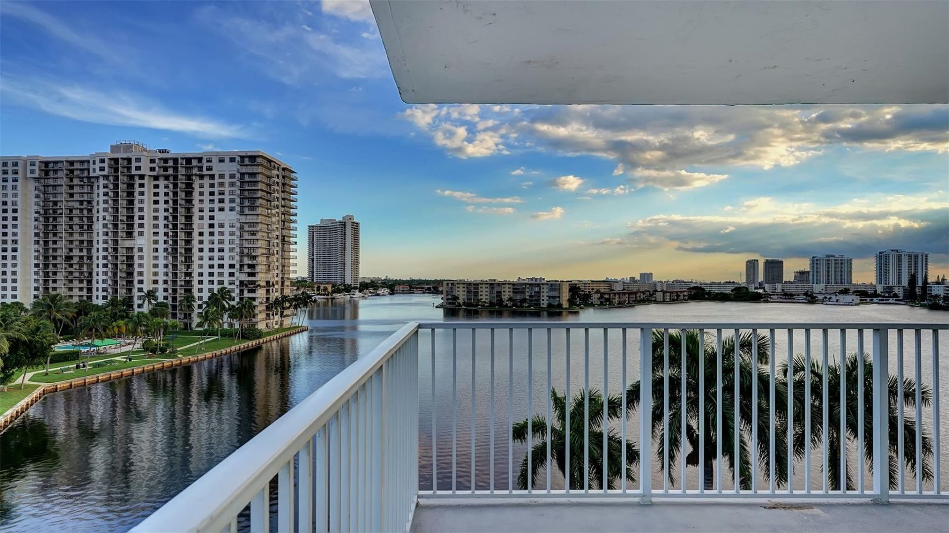 2851 NE 183rd Street, Aventura, FL 33160 Photo