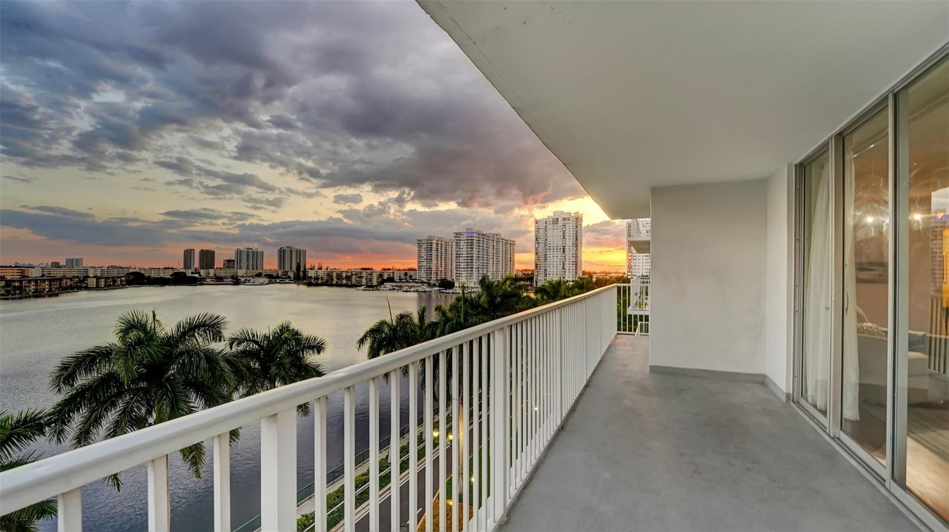 2851 NE 183rd Street, Aventura, FL 33160 Photo