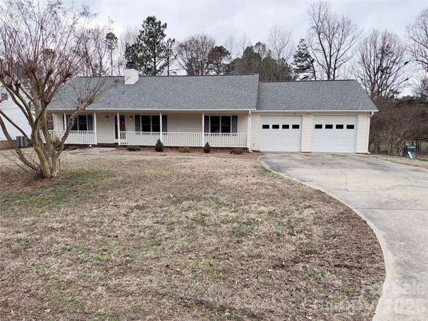 208 Hickory Hills Lane, Unit 31, Lexington, NC 27295