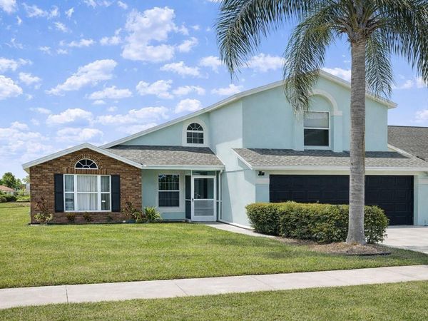 2916 DICKENS CIRCLE, KISSIMMEE, FL 34747