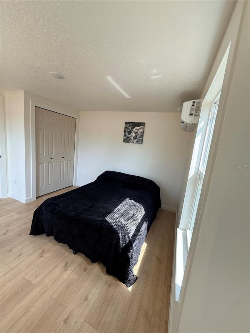 6948 Dartmouth Avenue N, Saint Petersburg, FL 33710 Photo