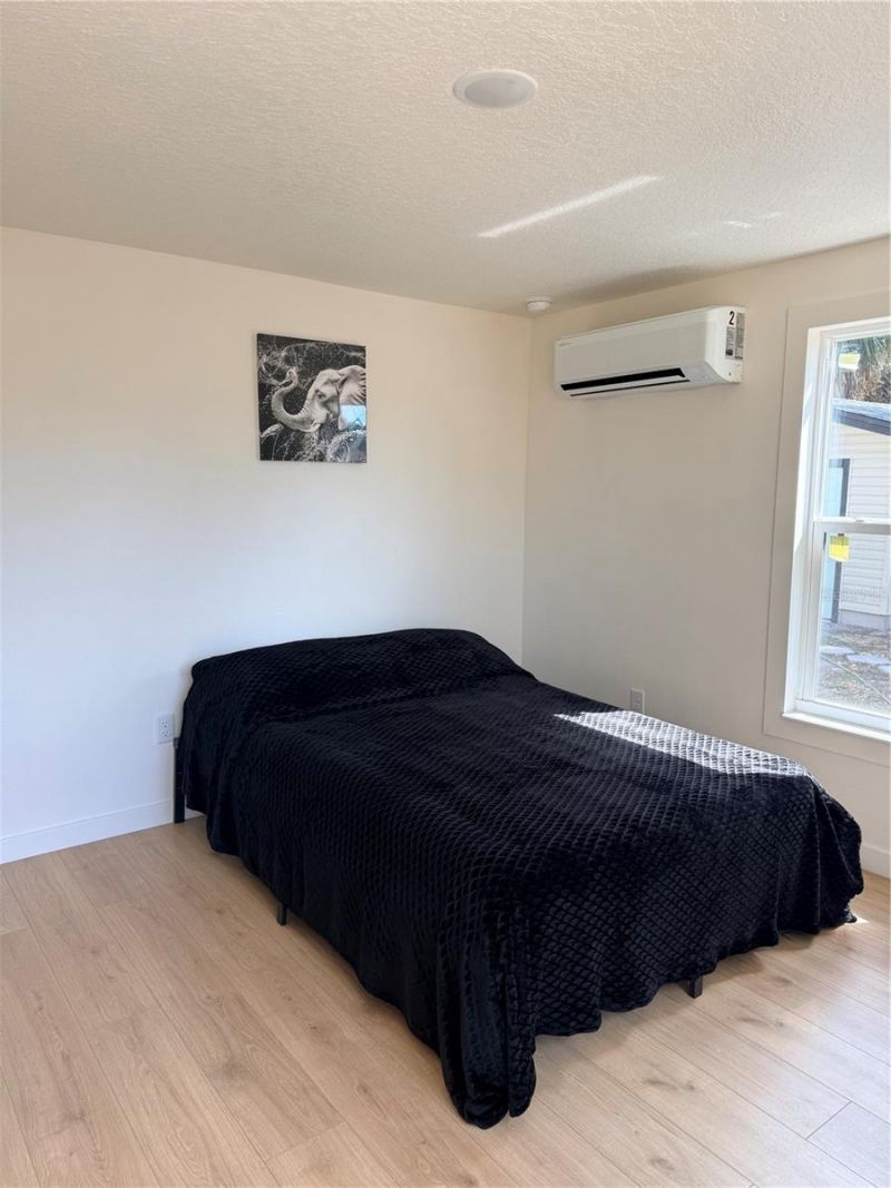 6948 Dartmouth Avenue N, Saint Petersburg, FL 33710 Photo