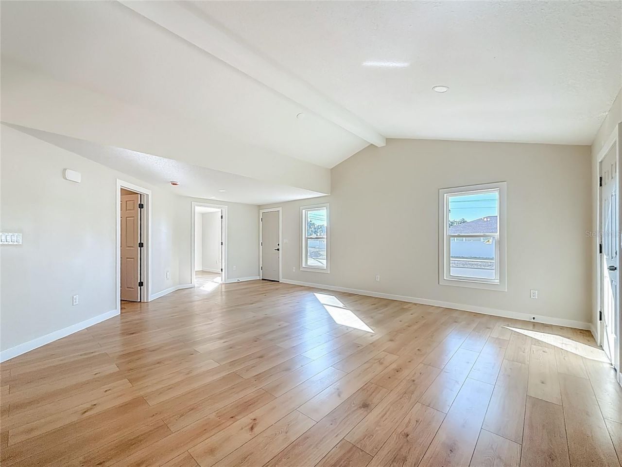 6948 Dartmouth Avenue N, Saint Petersburg, FL 33710 Photo