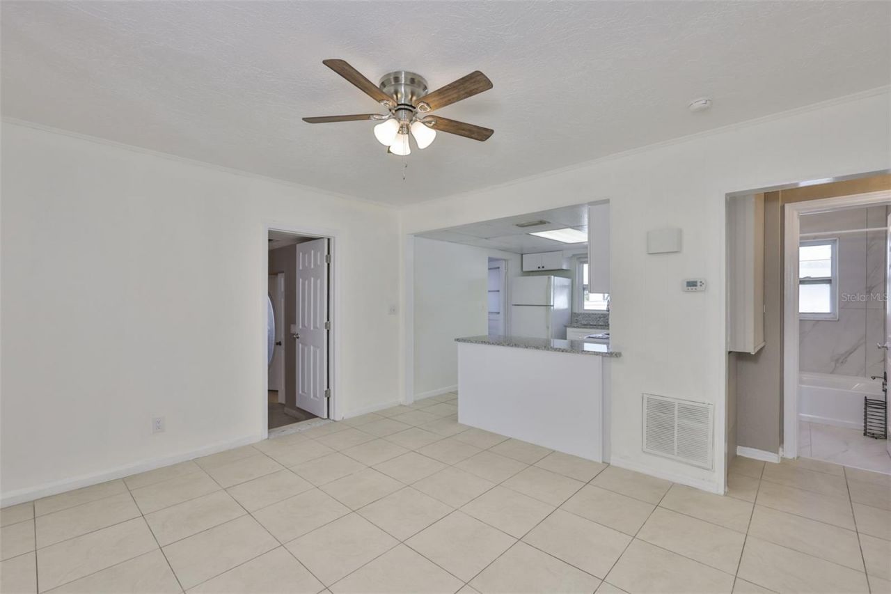 72 Lake Shore Drive, Palm Harbor, FL 34684 Photo