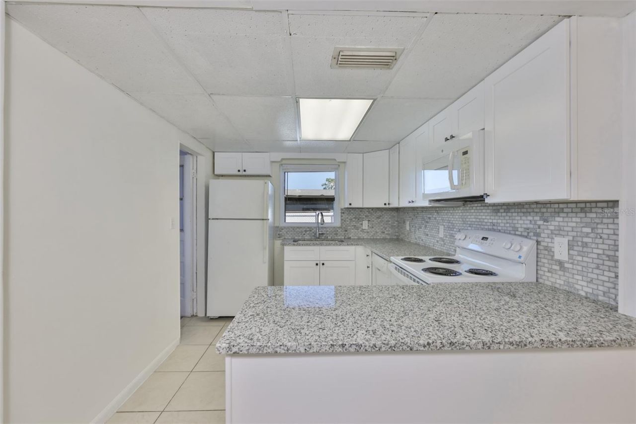 72 Lake Shore Drive, Palm Harbor, FL 34684 Photo