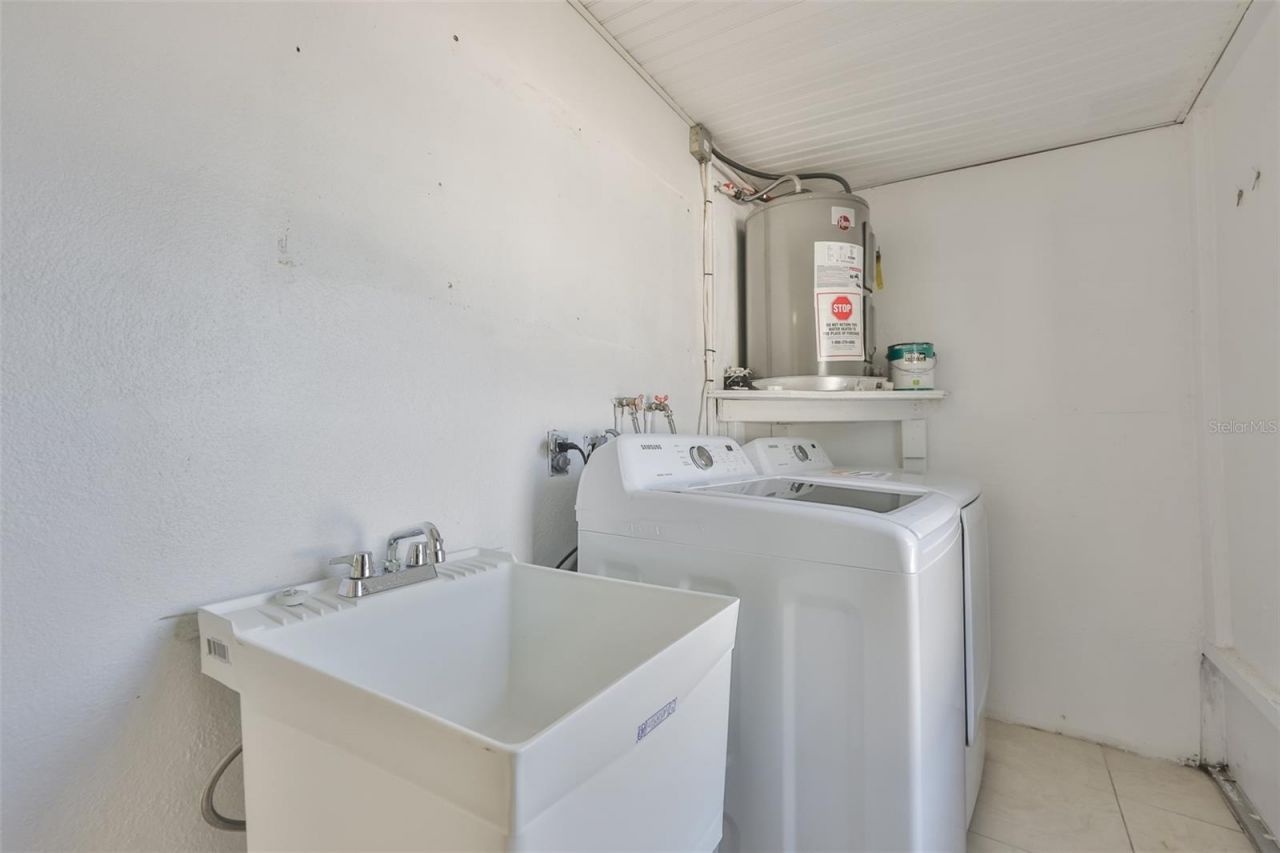 72 Lake Shore Drive, Palm Harbor, FL 34684 Photo