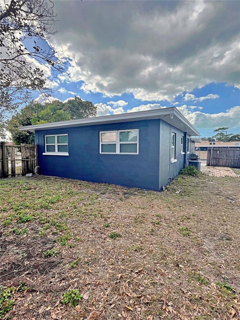 72 Lake Shore Drive, Palm Harbor, FL 34684 Photo