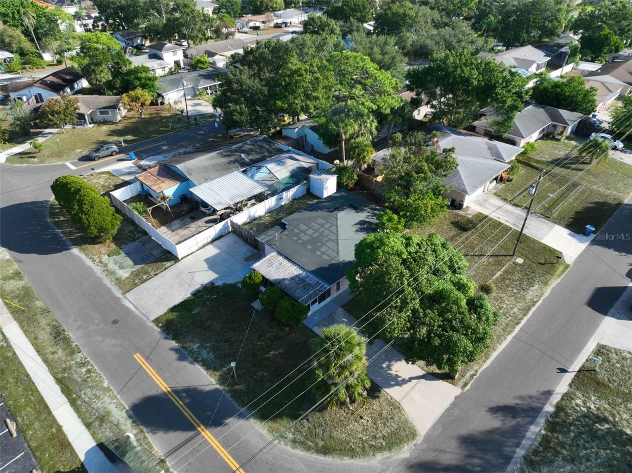 72 Lake Shore Drive, Palm Harbor, FL 34684 Photo