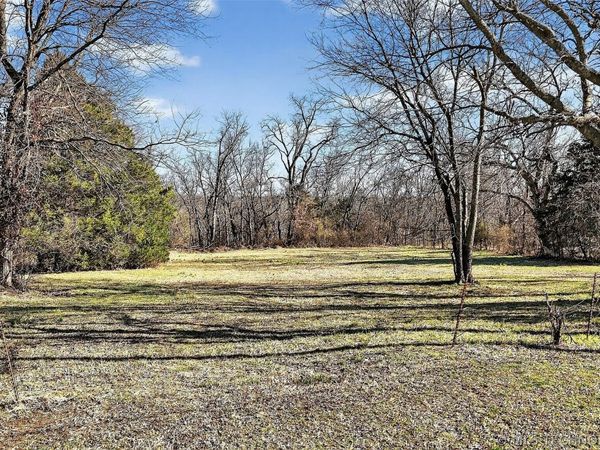 N Cherokee Street, Catoosa, OK 74015