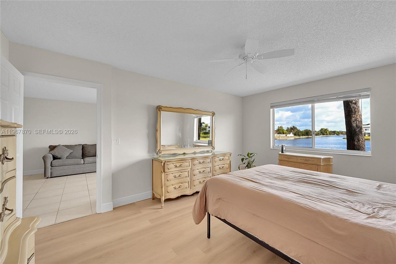 9575 Weldon Cir, Unit C113, Tamarac, FL 33321 Photo