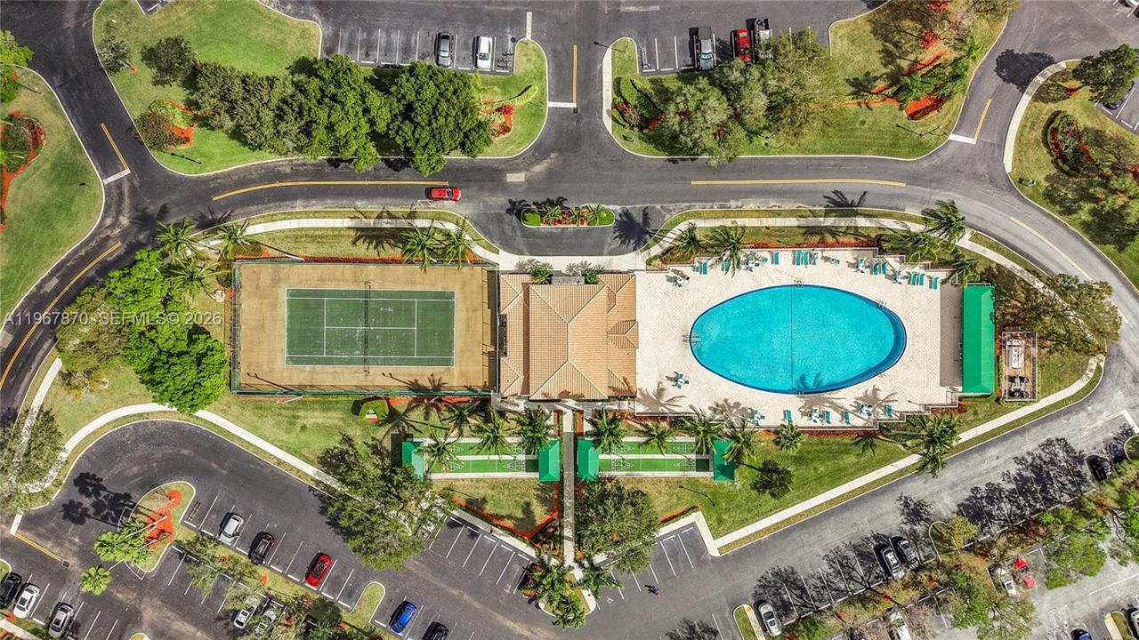 9575 Weldon Cir, Unit C113, Tamarac, FL 33321 Photo