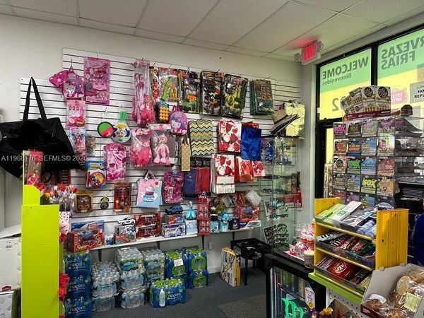 10940 W Flagler st, Miami, FL 33174