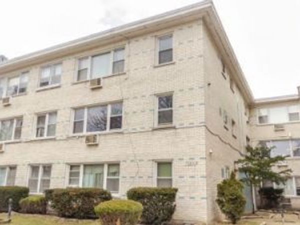 6331 N Fairfield Avenue, Unit 102, Chicago, IL 60659