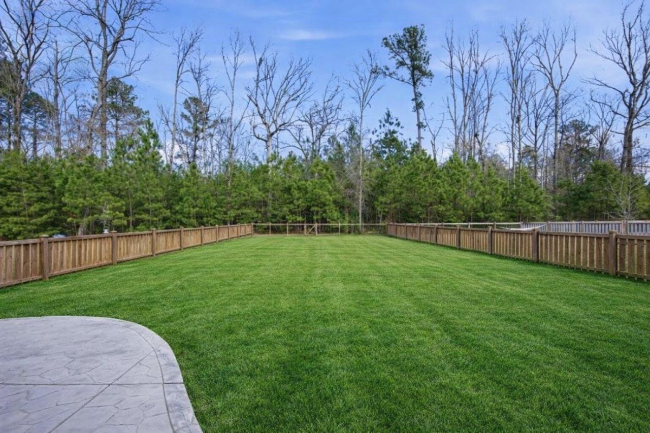 119 Cherry Grove Drive Photo 17