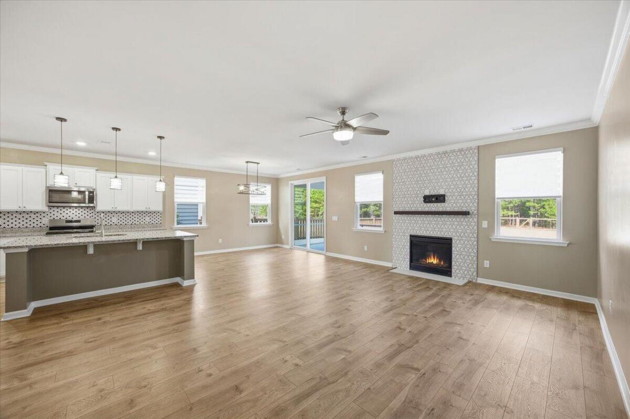 119 Cherry Grove Drive Photo 5