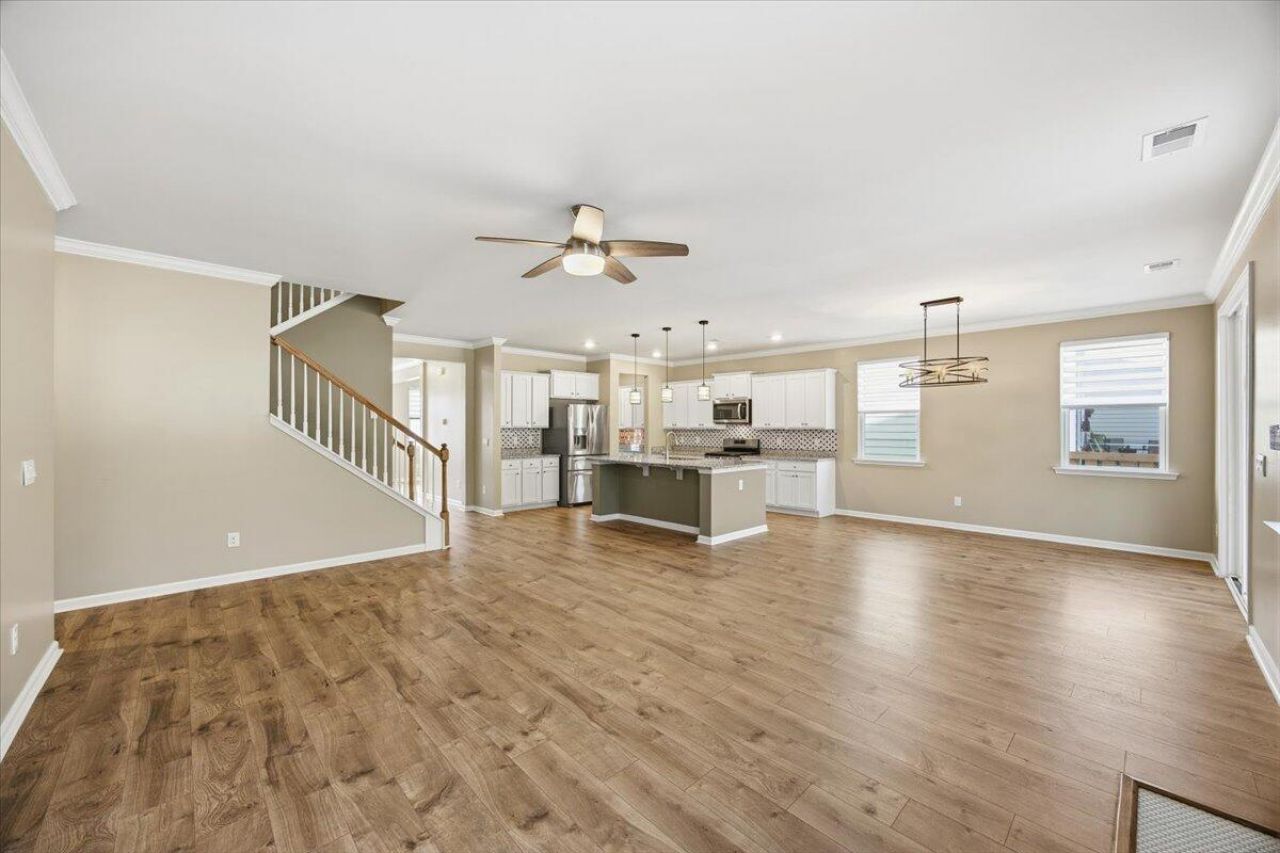 119 Cherry Grove Drive Photo 7