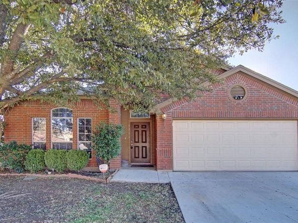 8216 Deer Bluff Lane, Fort Worth, TX 76179