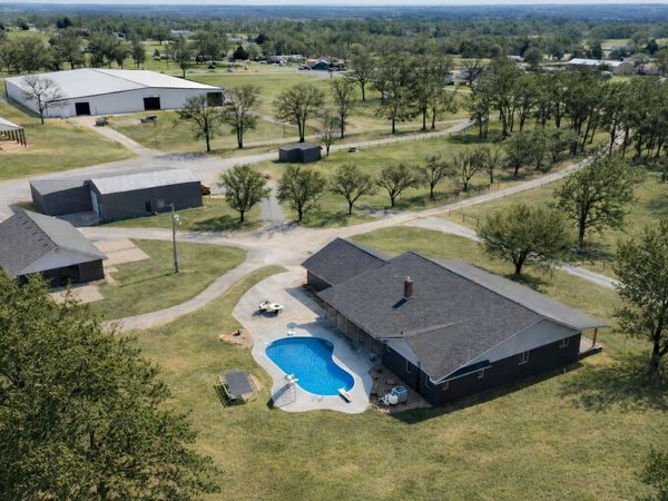 13354 E 520 Road, Colcord, OK 74338