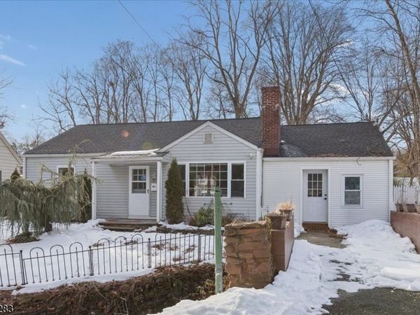 811 Mountain Ave, Bound Brook, NJ 08805