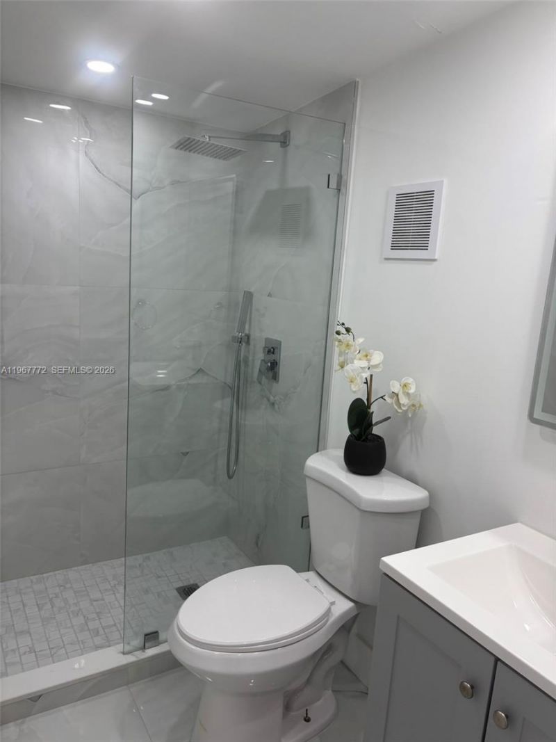 80 NE 133rd St, Unit B, North Miami, FL 33161 Photo