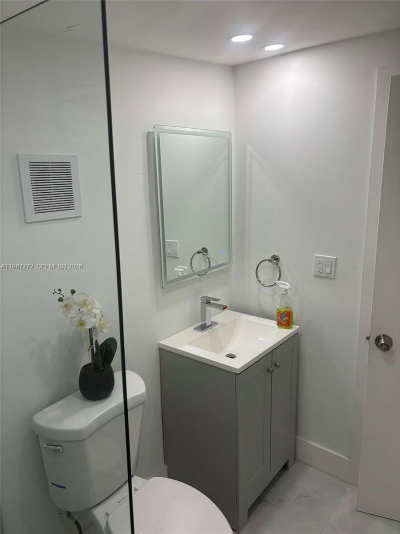 80 NE 133rd St, Unit B, North Miami, FL 33161 Photo