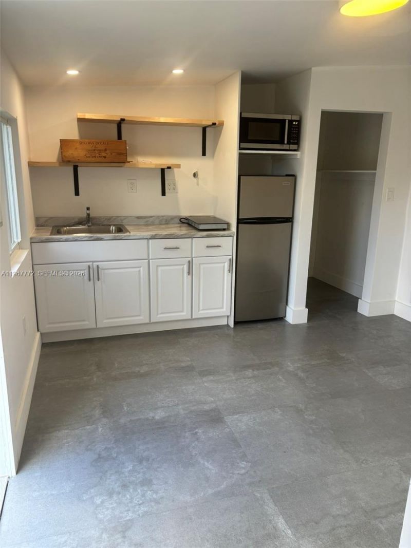 80 NE 133rd St, Unit B, North Miami, FL 33161 Photo