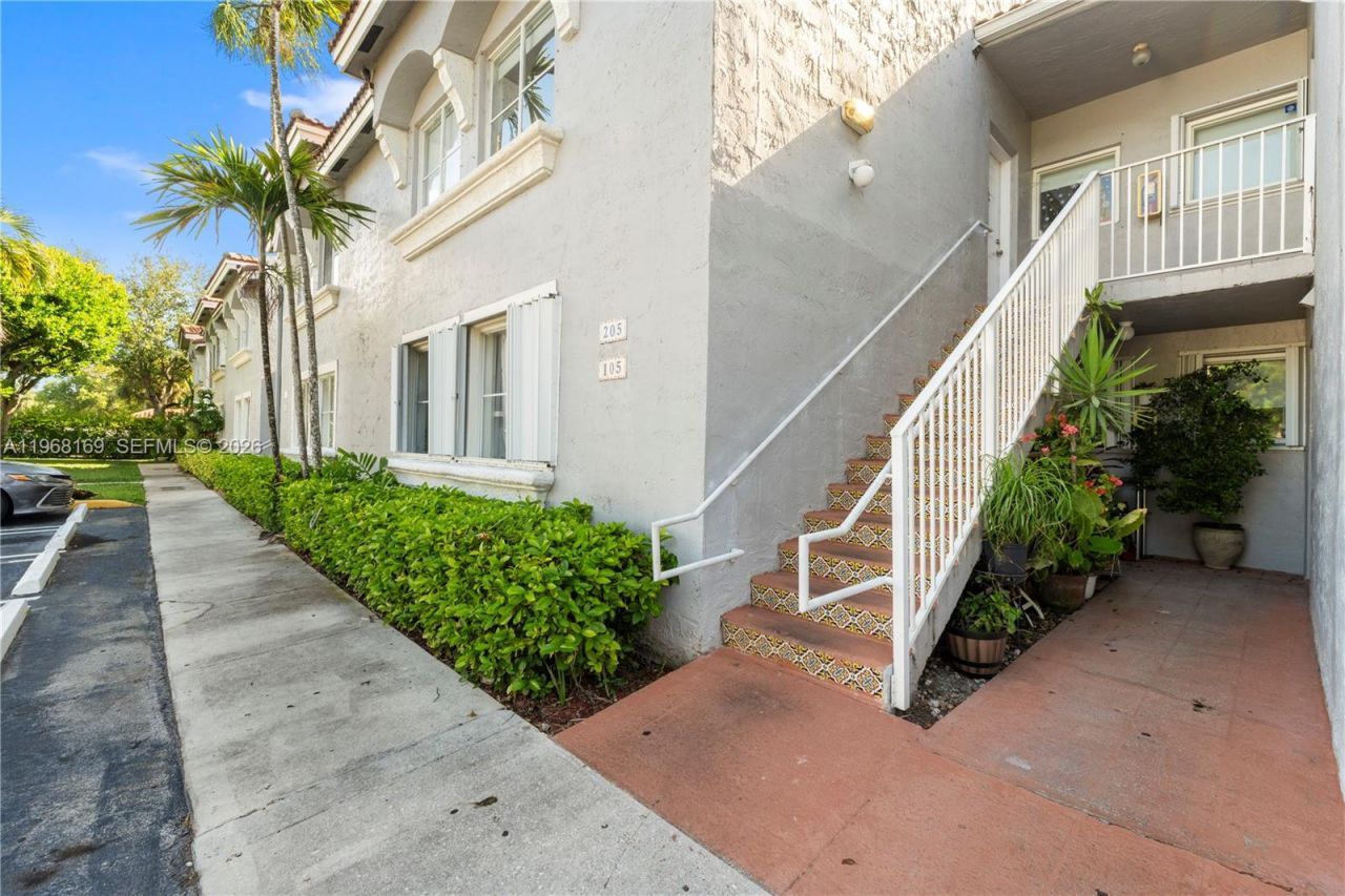 4736 NW 114th Ave, Unit 205, Doral, FL 33178 Photo