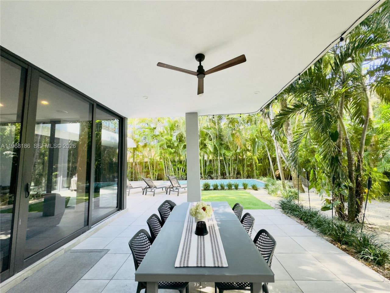 2550 Overbrook St, Miami, FL 33133 Photo