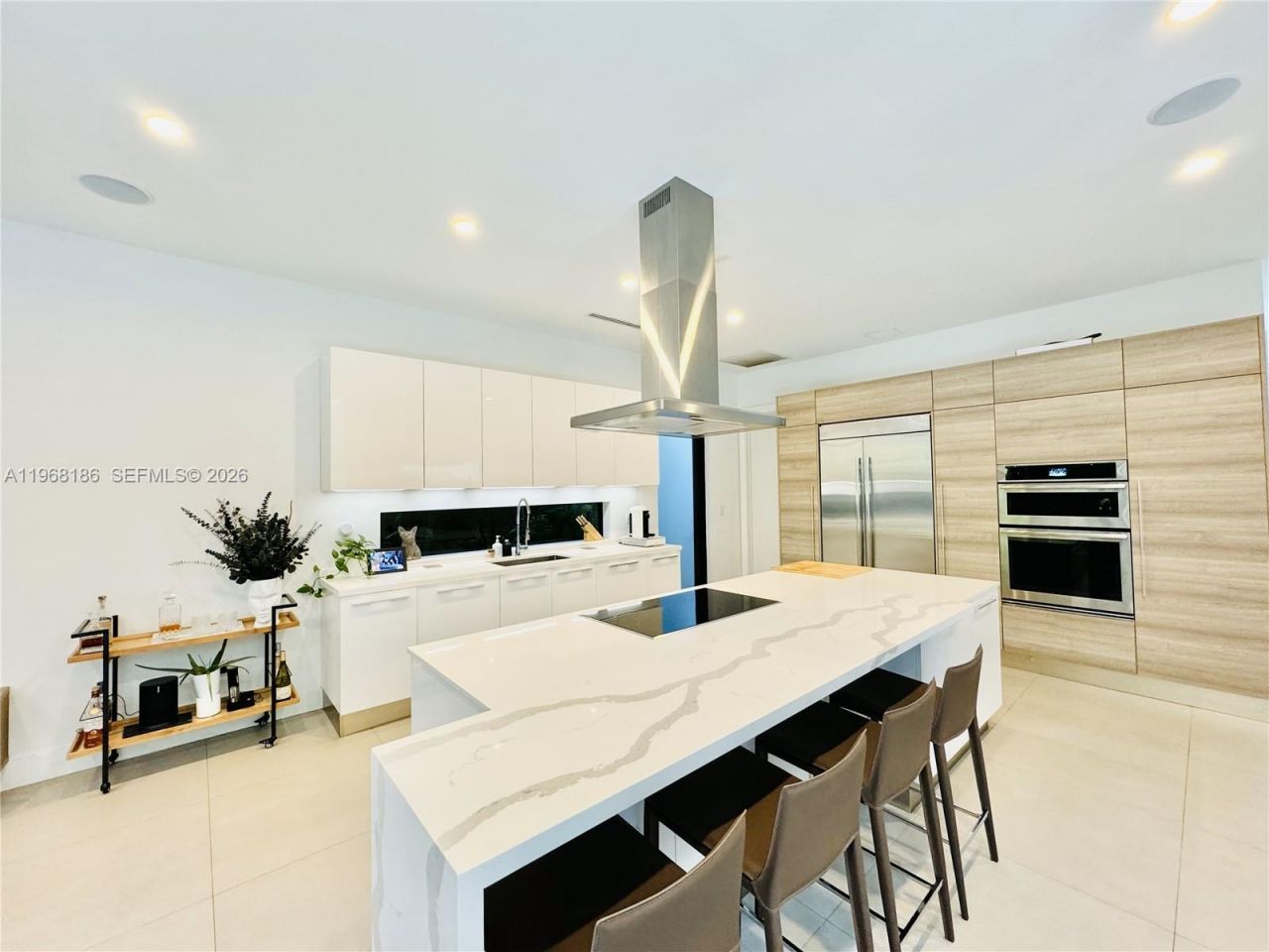 2550 Overbrook St, Miami, FL 33133 Photo