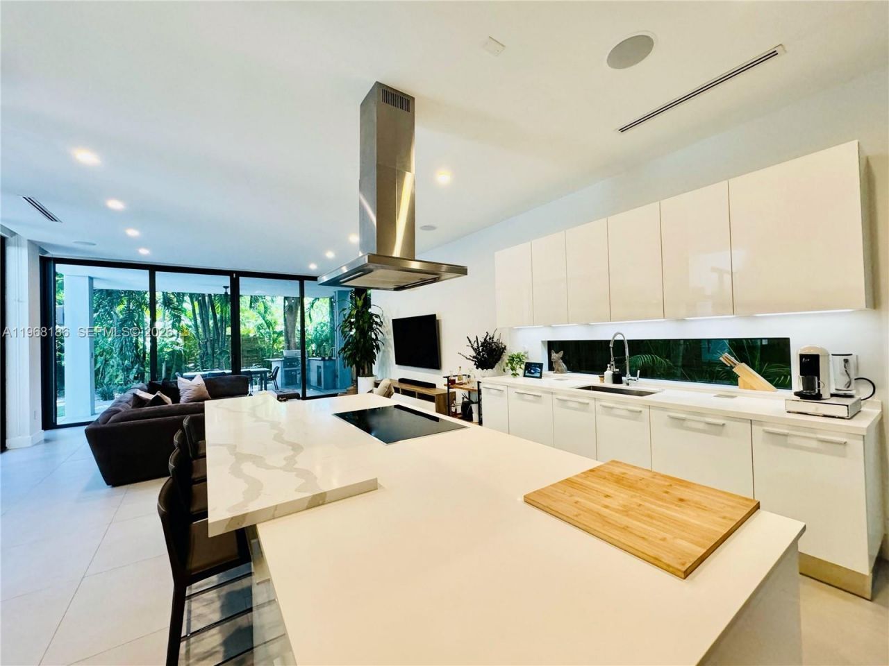 2550 Overbrook St, Miami, FL 33133 Photo