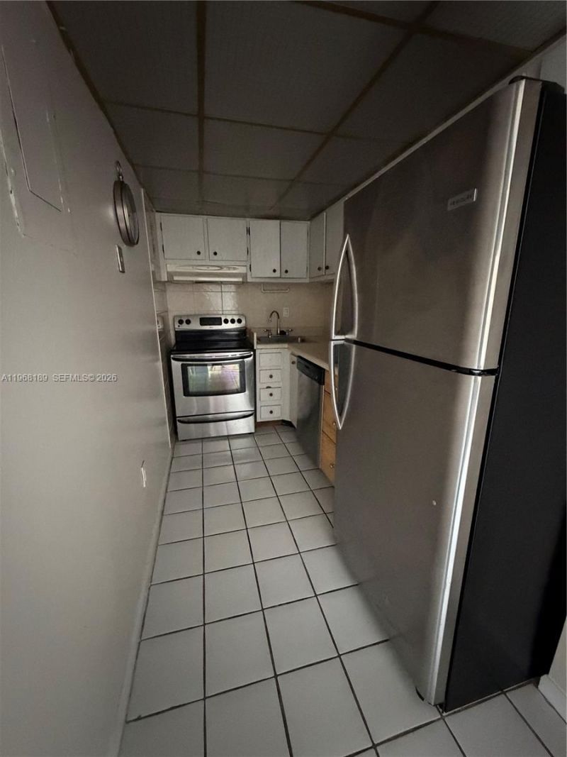 4801 NW 7th St, Unit 607-16, Miami, FL 33126 Photo