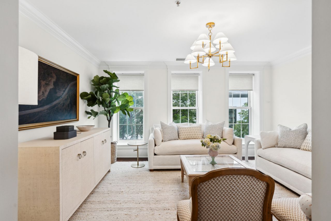 728 S Shelmore Boulevard Photo 14