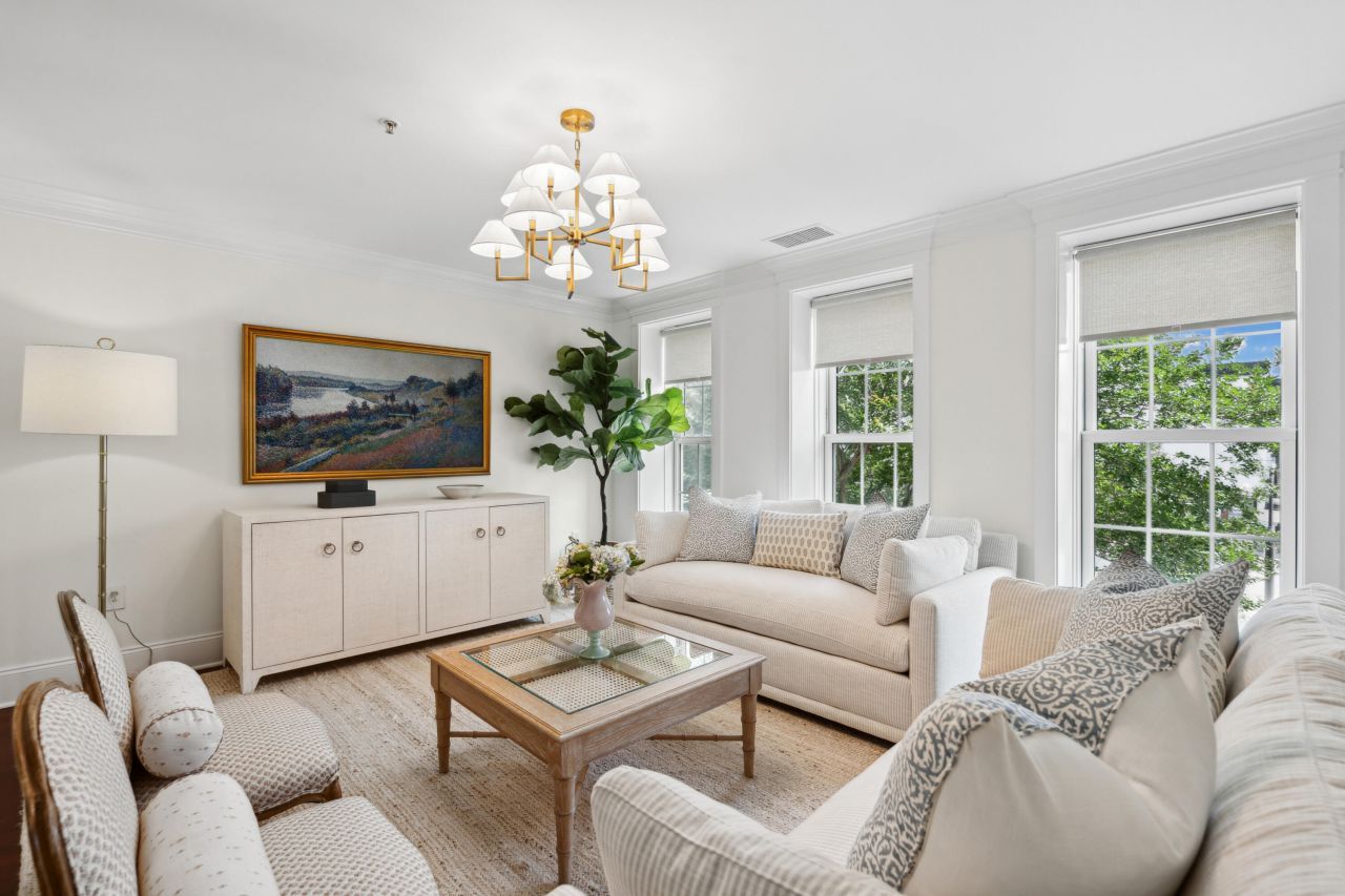 728 S Shelmore Boulevard Photo 15