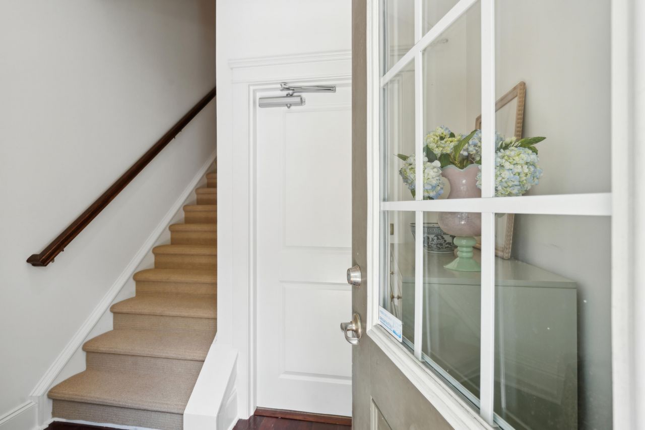 728 S Shelmore Boulevard Photo 7