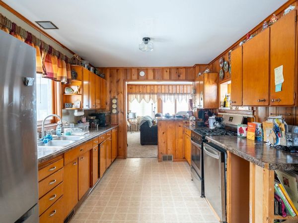 6617 N Shore Trail N, Forest Lake, MN 55025