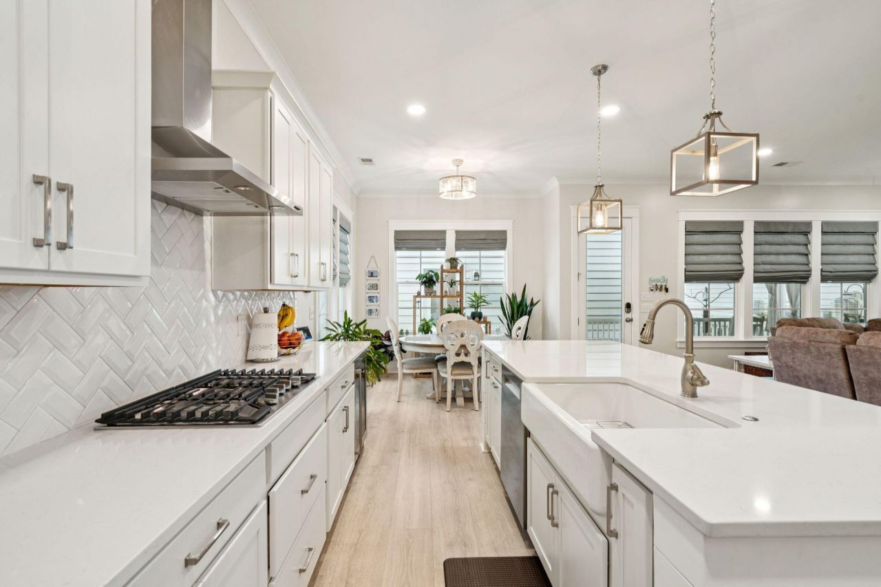 1313 Founders Way Photo 30