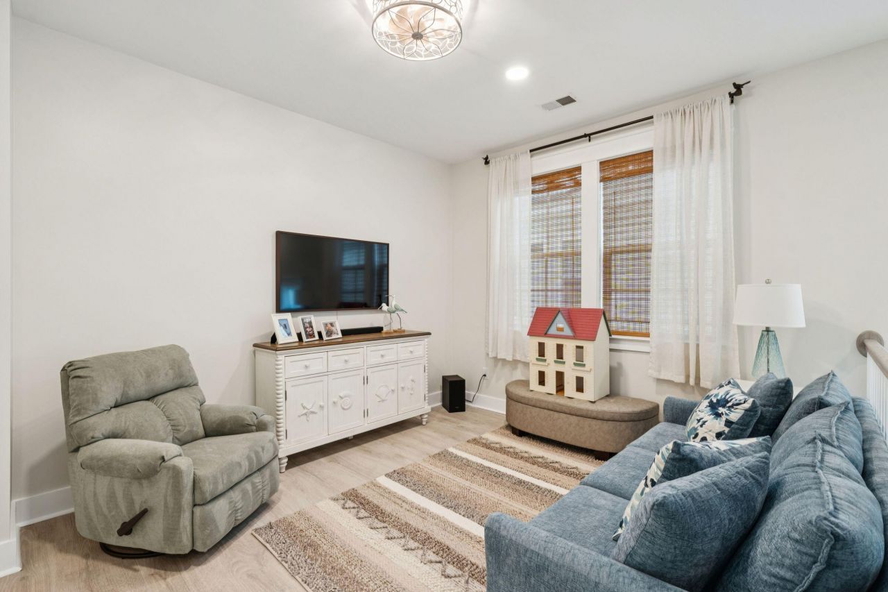 1313 Founders Way Photo 39