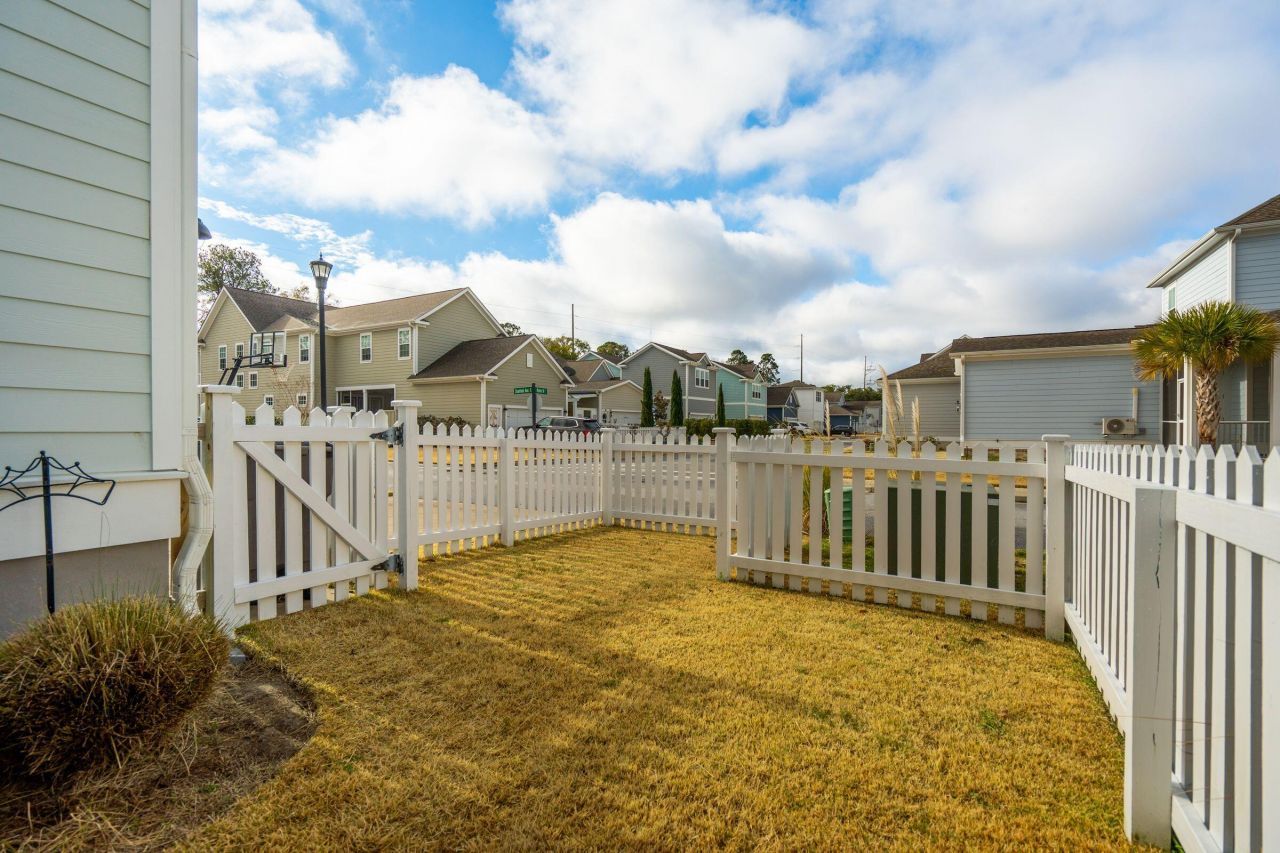 1313 Founders Way Photo 72