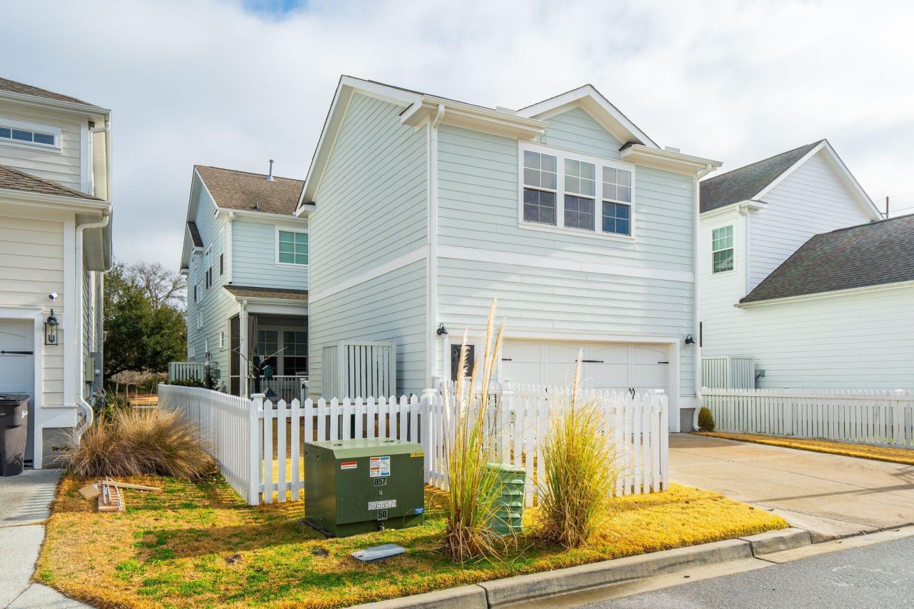 1313 Founders Way Photo 75