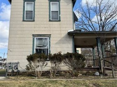 424-424 1/2 N Shaffer Street, Springfield, OH 45504