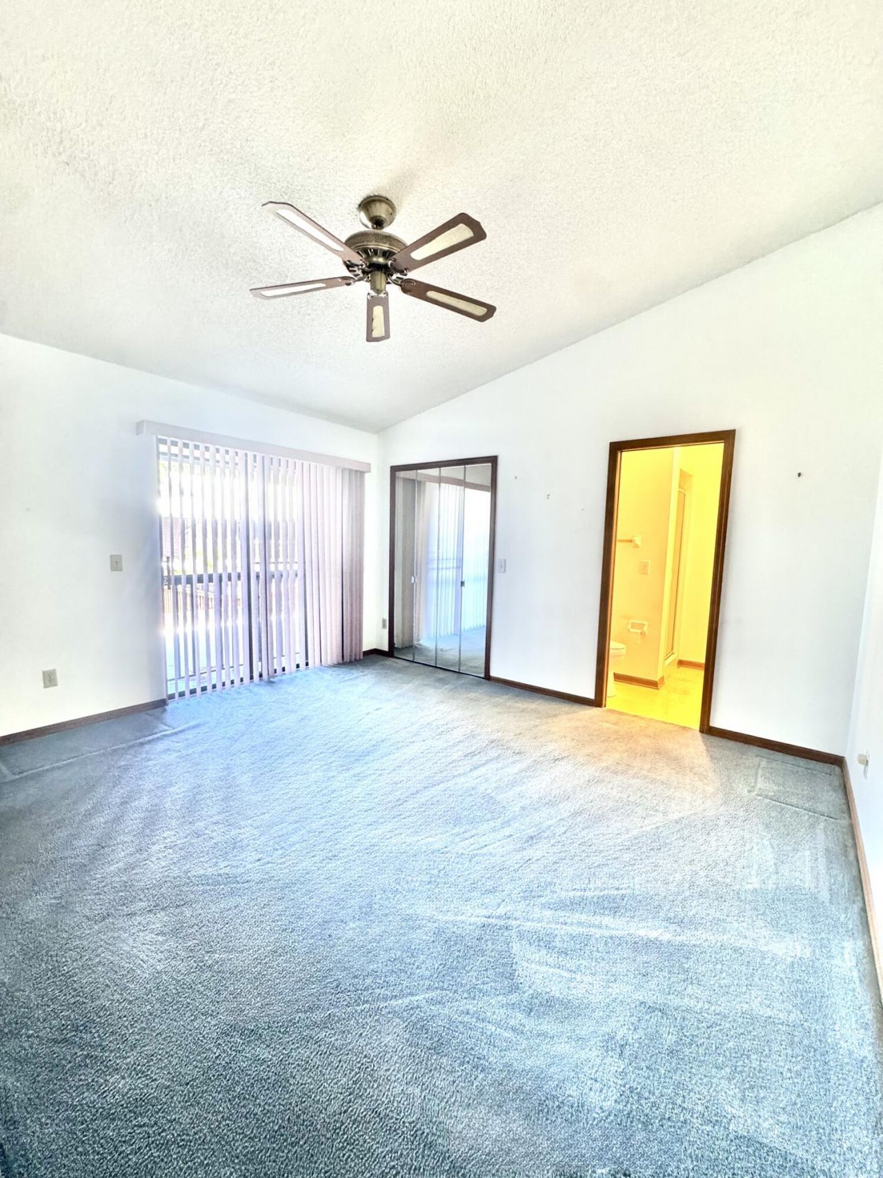 604 SE Castle Court, Unit D, Port Saint Lucie, FL 34952 Photo