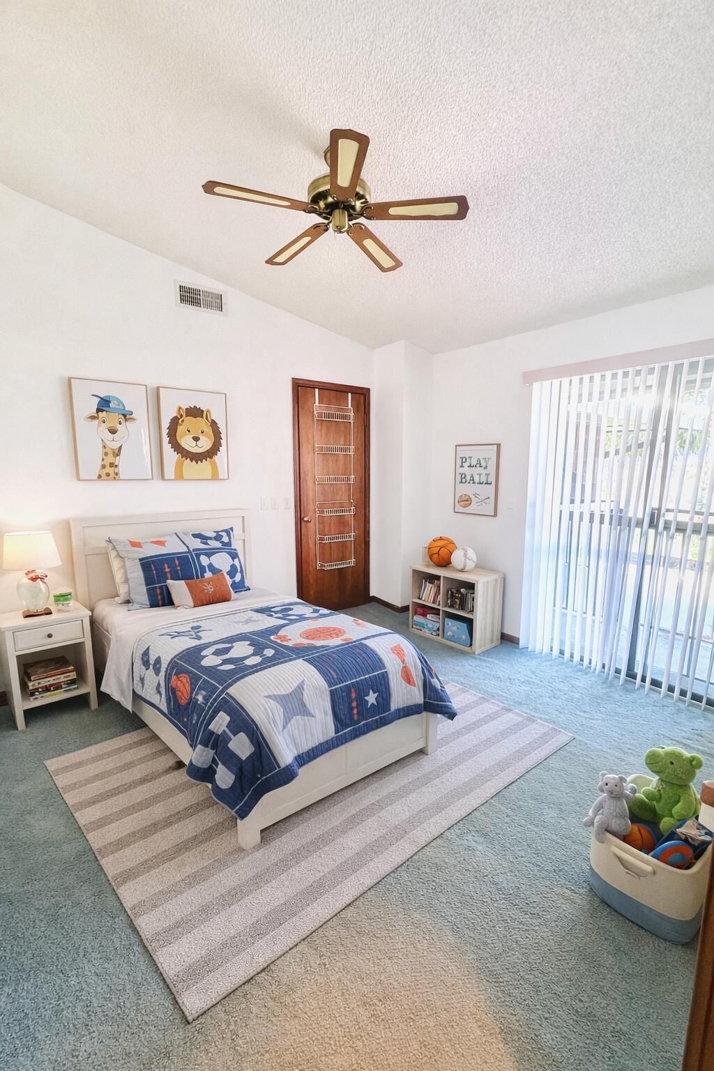 604 SE Castle Court, Unit D, Port Saint Lucie, FL 34952 Photo