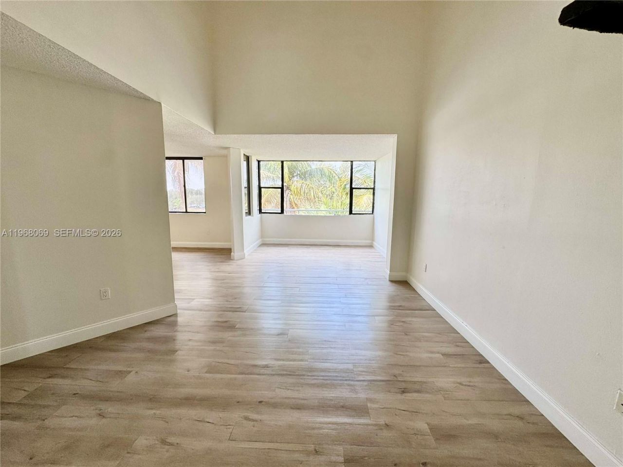 8335 SW 152nd Ave, Unit B-408, Miami, FL 33193 Photo