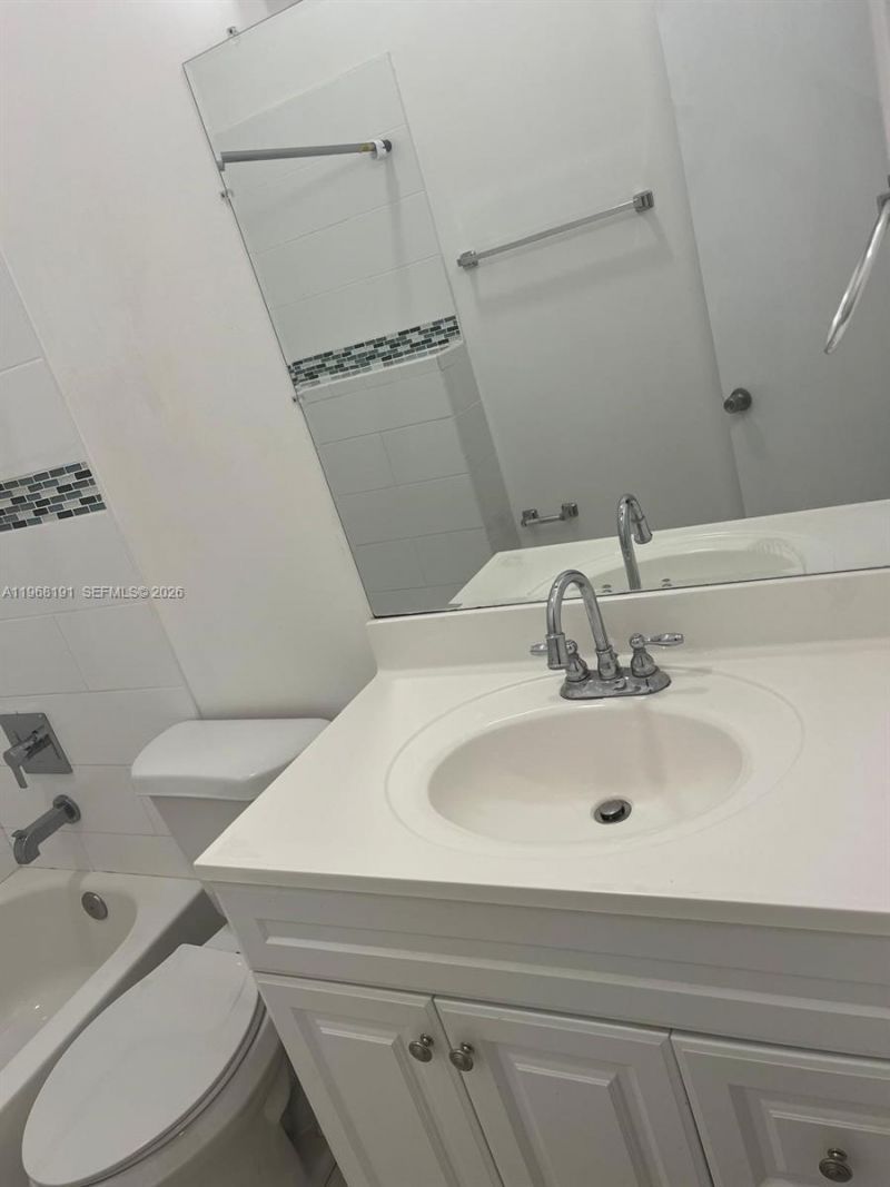 7133 SW 109th Ct , Miami, FL 33173 Photo