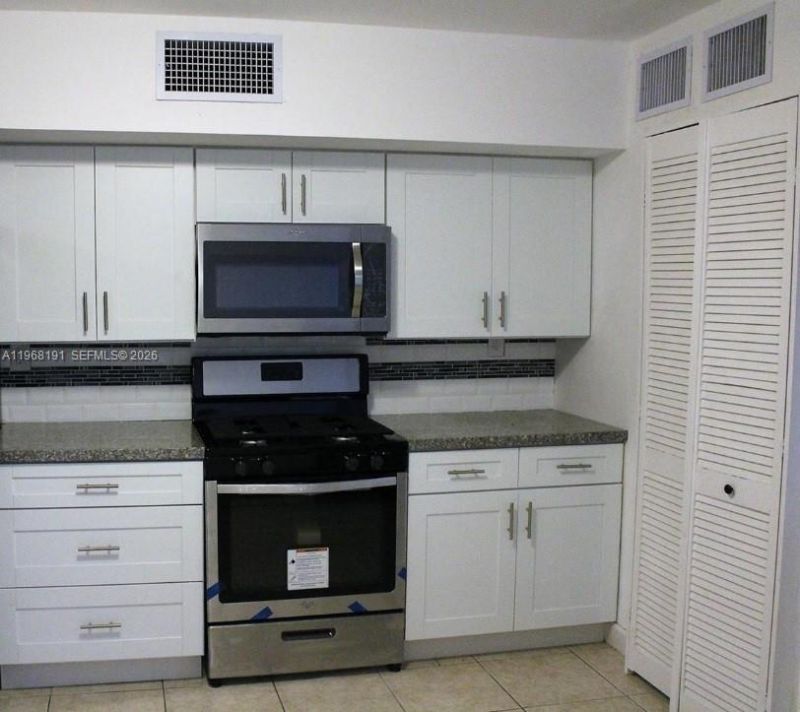 7133 SW 109th Ct , Miami, FL 33173 Photo