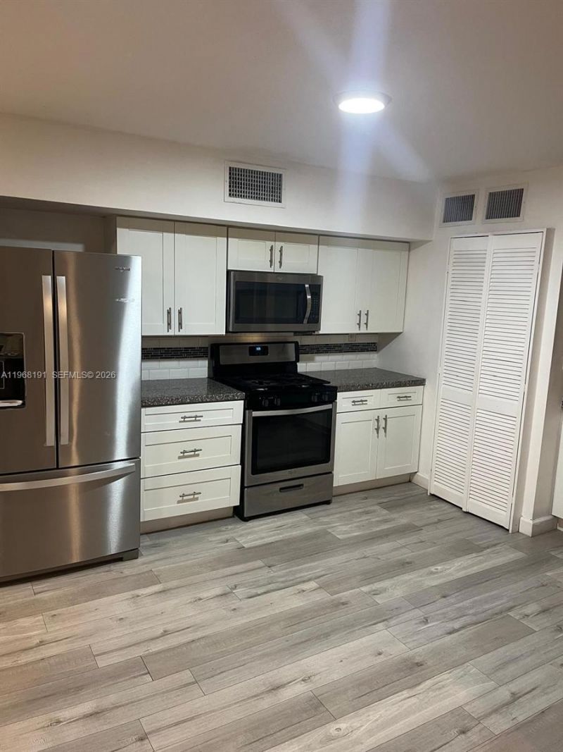 7133 SW 109th Ct , Miami, FL 33173 Photo