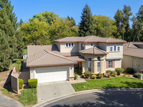 3361 Swallows Nest Ln, Sacramento, CA 95833